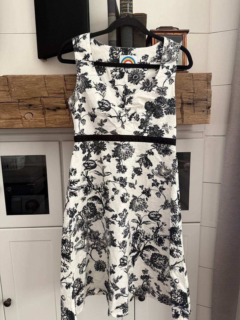 Ruby Belle Black White Floral Toile Fit & Flare Dress Sz 8 Vintage Inspired